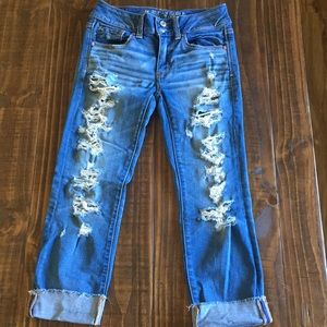American Eagle distressed cropped jeans